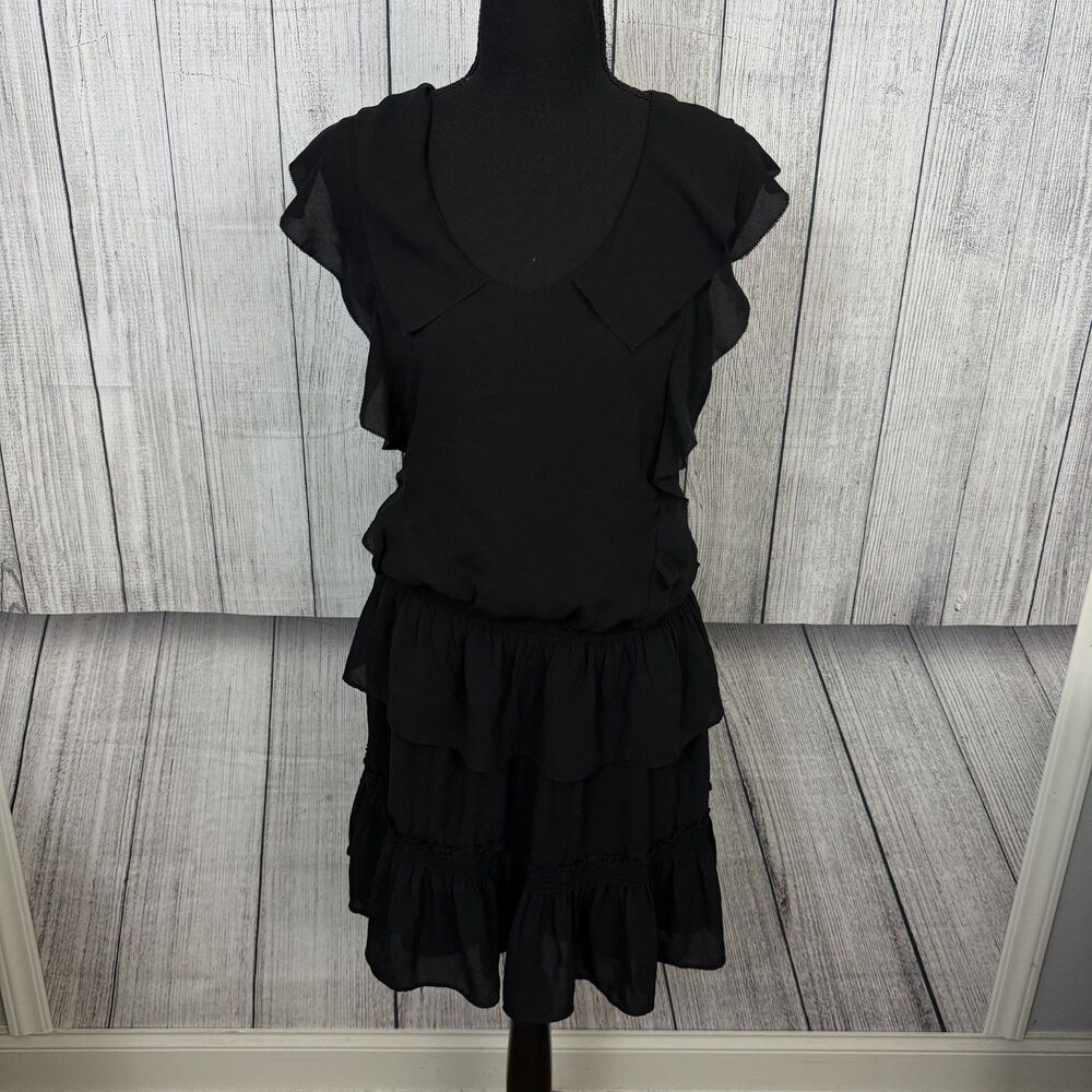 Banana Republic Women's Medium Black Tiered Knee Length Sleeveless Dress